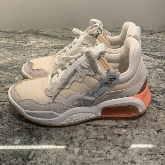 Women’s Jordan MA2 SP - Picture 8 of 16